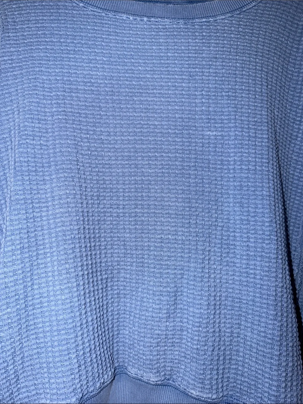 AE Big Hug Waffle Crew Neck
Sweatshirt - Picture 3 of 4
